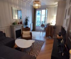 Room available in Paris in APRIL MAY